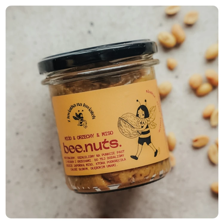 Pasta z miodem, orzechami i miso 3.png