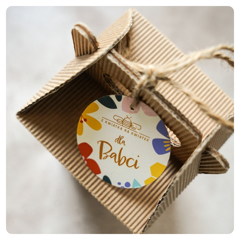 Zestaw prezentowy z miodem na dzień babci i dziadka